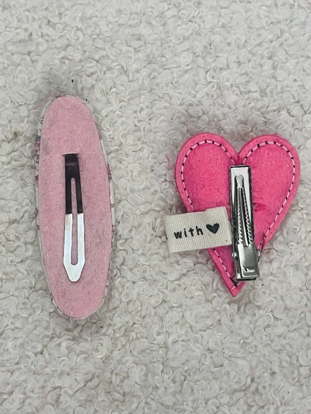 🍭3/$15 (kids)🎉Handmade Pink Heart & Floral Hair Clip Set